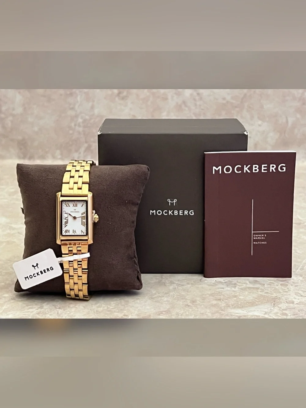 Mockberg Timeless Watch Gold Color